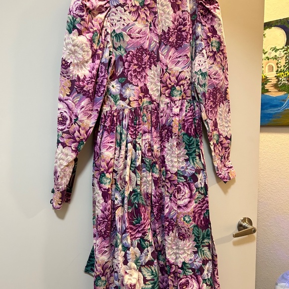 Vintage Laura Ashley Dress- Romantic Victorian Style #cottagecore - Picture 6 of 6